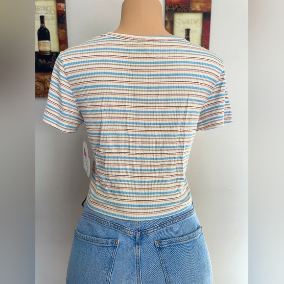 NWT LOVE CHARM TOP SHORT SLEEVES SIZE XL - Picture 4 of 6